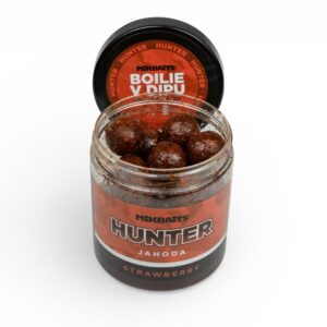 Mikbaits Boilie v Dipu Hunter Jahoda 250 ml